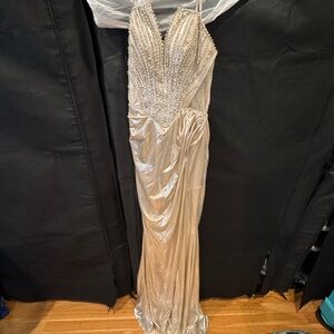 Elegant Pearl-Embellished Silver Evening Gown